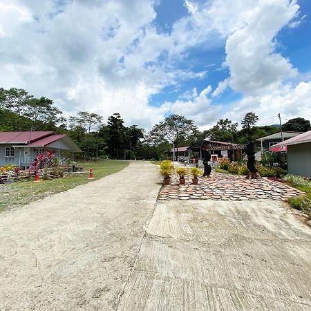 Hotel Spot On 90279 Kinomulok Garden Ranau Exteriér fotografie