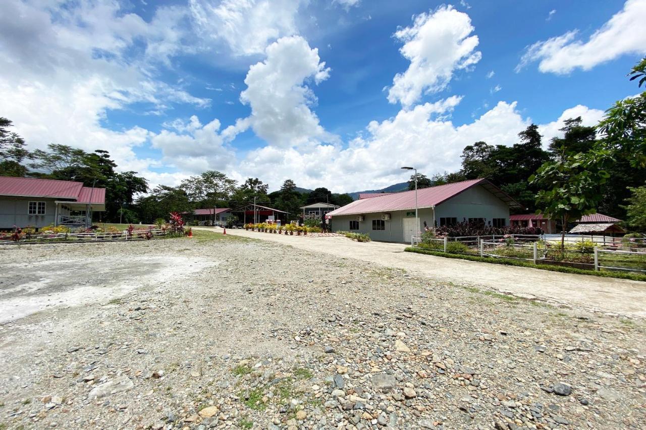 Hotel Spot On 90279 Kinomulok Garden Ranau Exteriér fotografie