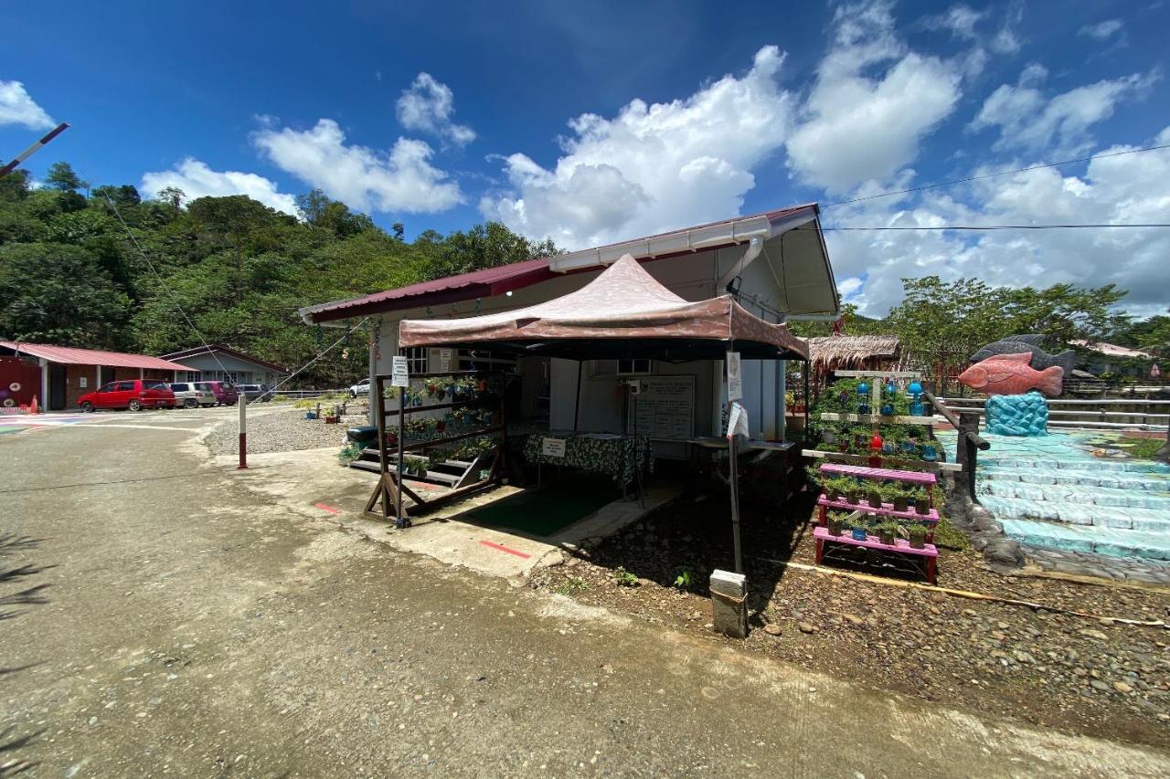 Hotel Spot On 90279 Kinomulok Garden Ranau Exteriér fotografie