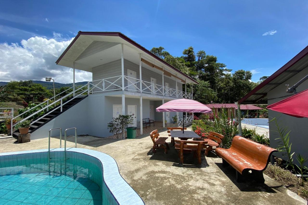 Hotel Spot On 90279 Kinomulok Garden Ranau Exteriér fotografie